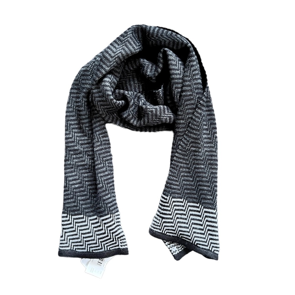 NWT FRAAS Witt’s End Wool Acrylic Herringbone Knitted Elegant Winter Warm Scarf